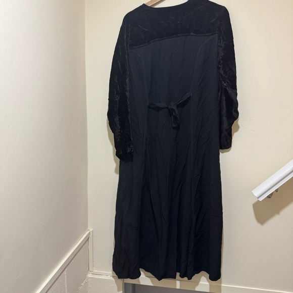 Women’s Vintage 90’s Witchy Velvet Floral Embroidered Button Down Dress 1 Size - Picture 8 of 16
